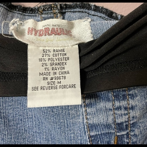 𝅺Maternity Boho jean boot cut back pocket embroidered button detail medium wash - Picture 3 of 5